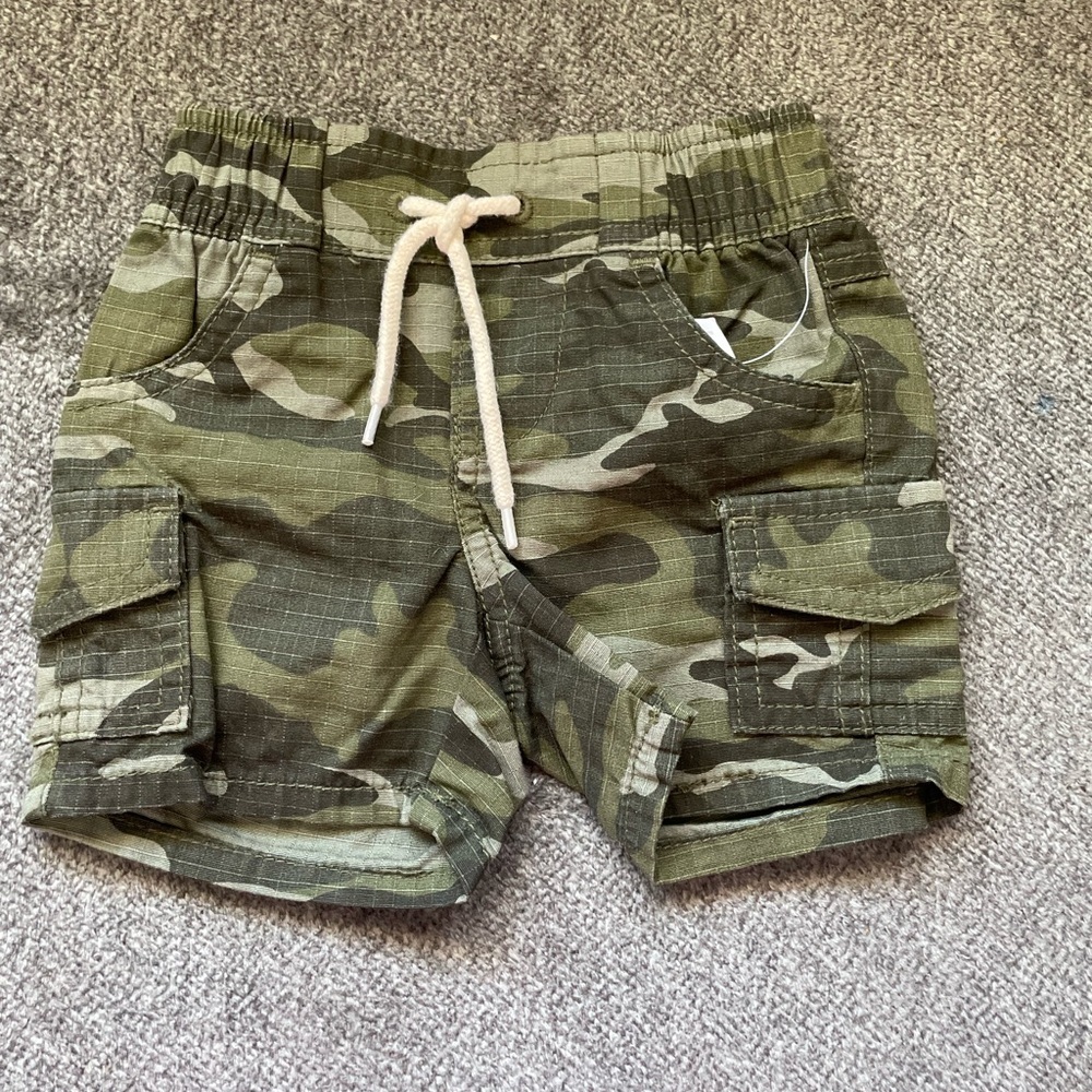 GAP Green Camouflage Kids Cargo Shorts